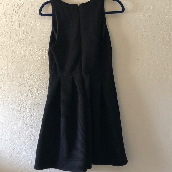 Topshop Black Skater Dress - Picture 3 of 3